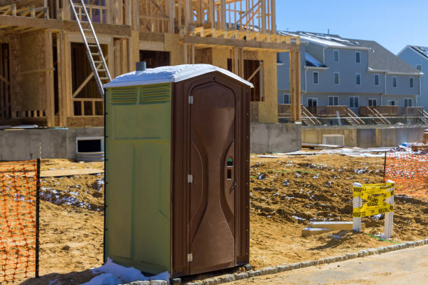 Types of Portable Toilets We Offer in Juneau, WI